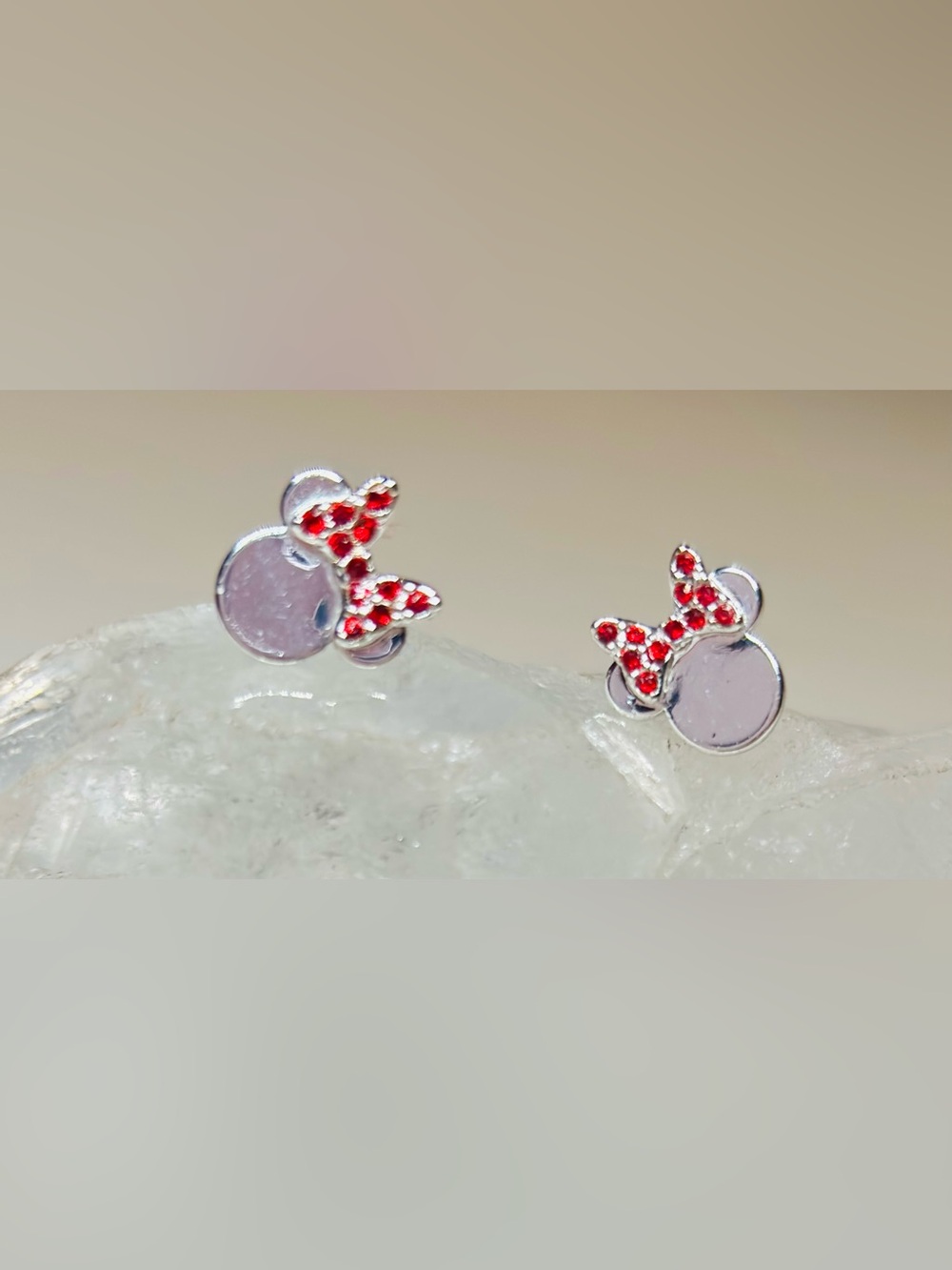 NWOT Minnie Mouse Silver Plated Earrings with Red Crystal Bow Pierced Ears Only